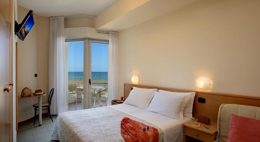 Double or Twin Room with Sea View, Hotel Nuovo Diana in Senigallia