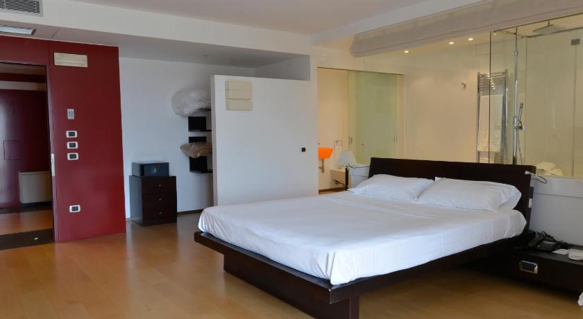 Image of Executive Double Room 7