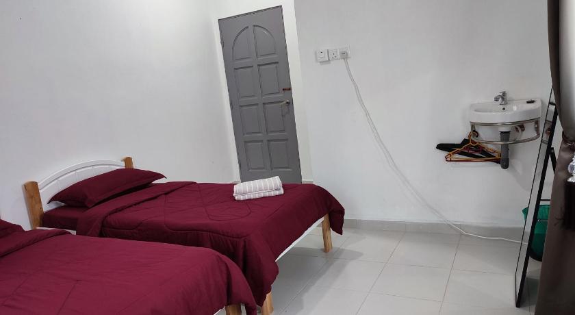 Image of Twin Room 6