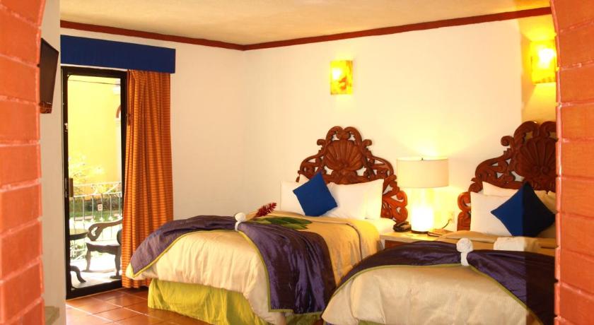 Image of Double Room with Two Double Beds 7