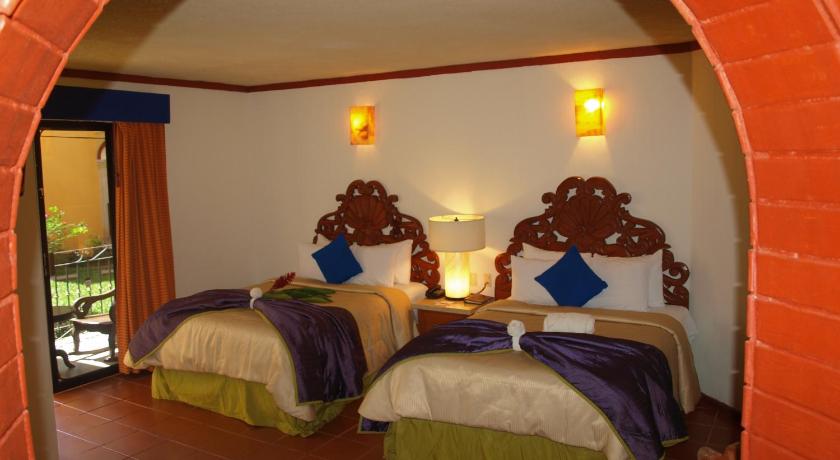 Image of Double Room with Two Double Beds 8