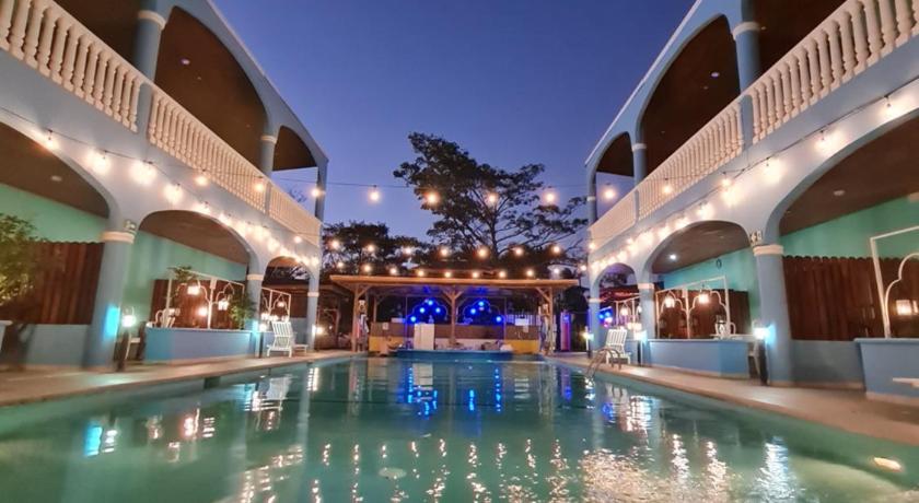Toro Blanco — Hotel in Coco