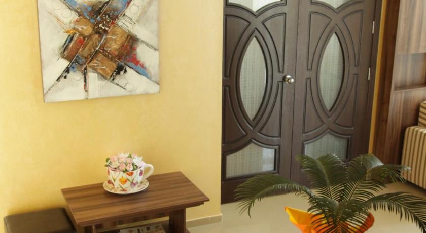 Hotel Zaara photo