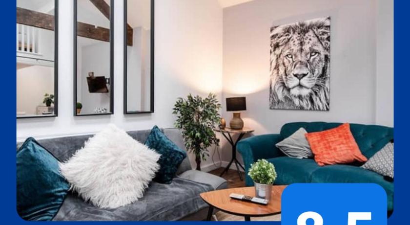 Air Host and Stay - Apartment 2 Broadhurst Court sleeps 6 minutes from town centre — Hotel in Manchester