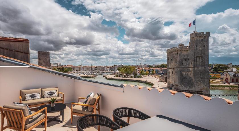 Maisons du Monde Hotel & Suites - La Rochelle Vieux Port photo