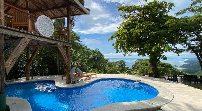 Pacific Edge Eco Lodge photo