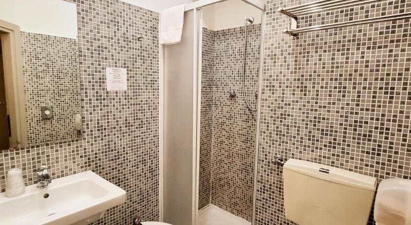 Image of Triple Room 14