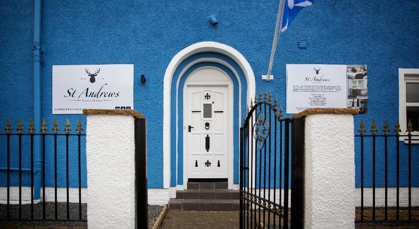 a blue and white building with a blue door, St Andrews Guest House in Irvine