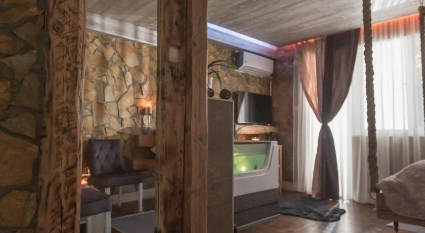Onore dell'amore 2 — Hotel in Banja Koviljaca