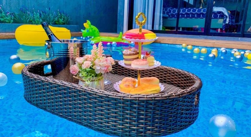 PoolVilla Chaam NL photo