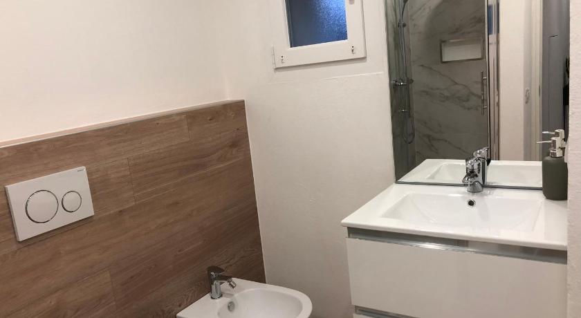 圣玛丽亚马焦雷 La Pineta Santa Maria Maggiore Locazione Turistica 4星级 单人房 餐厅