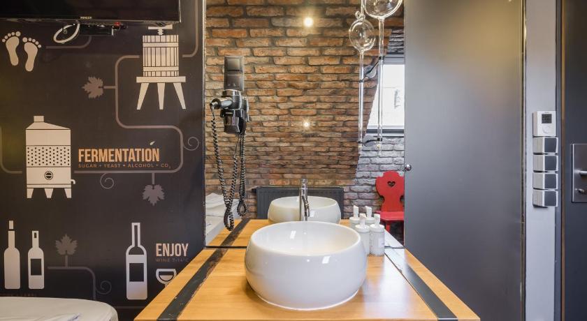Butik Apartments, by BQA photo