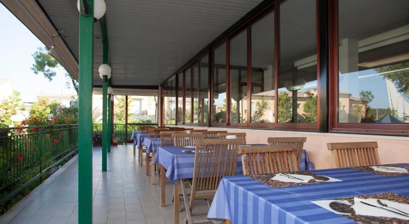 Ute Hotel photo
