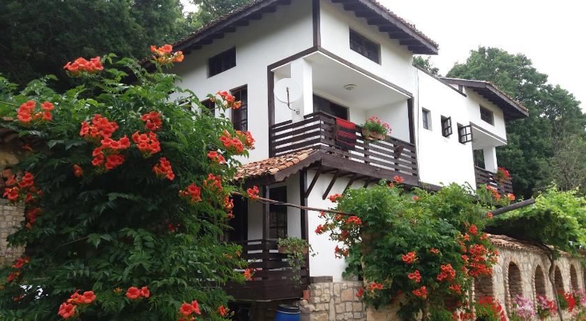 Villa Nasco — Hotel in Varna
