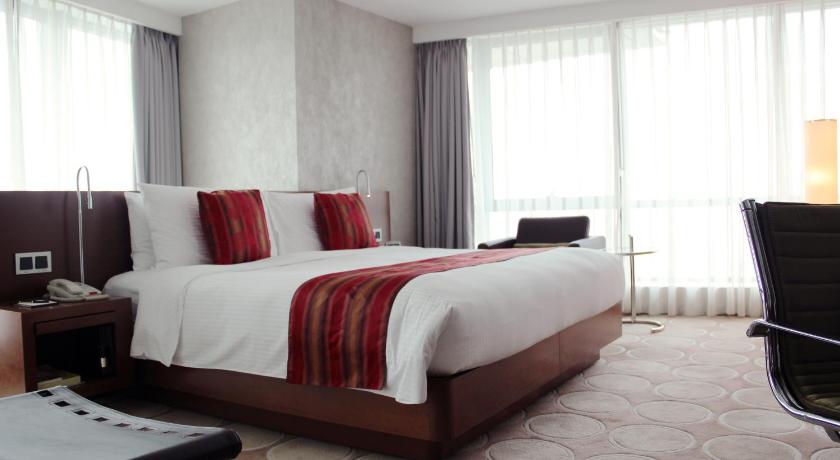 Image of Premier Room 5
