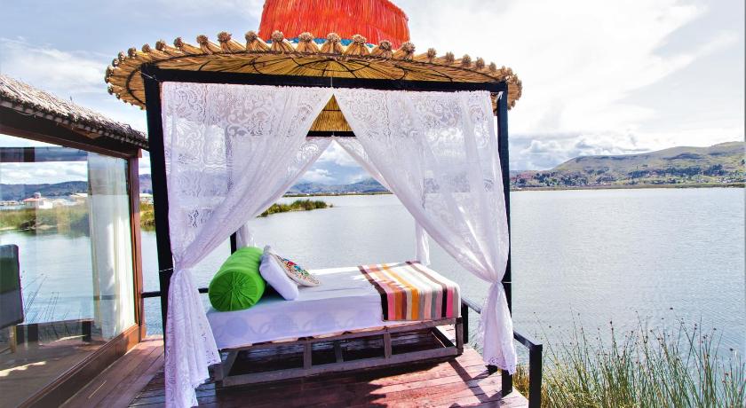 Uros Samarana Uta Lodge — Hotel in Puno