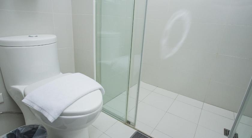 Image of Deluxe Quadruple Room 13