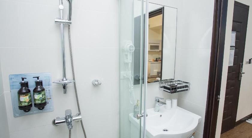 Image of Deluxe Quadruple Room 9