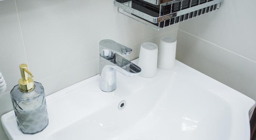 Image of Deluxe Quadruple Room 10