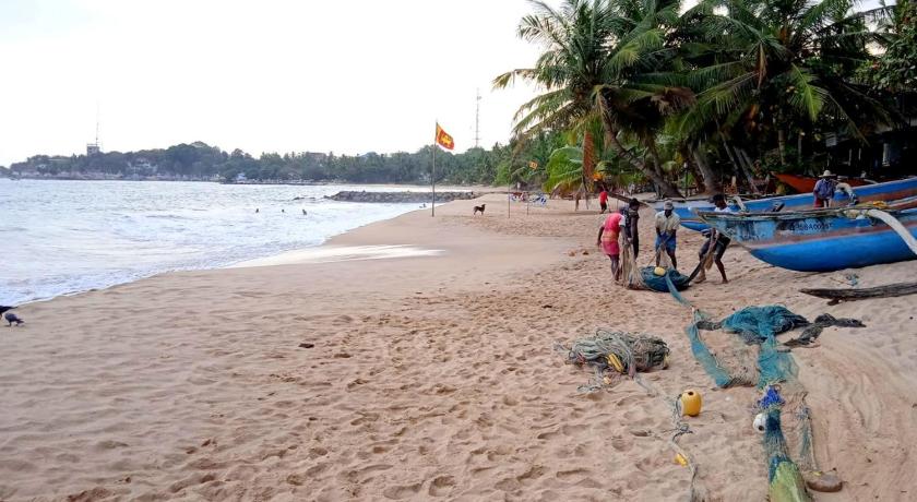 Lucky Sea Beach Hotel photo
