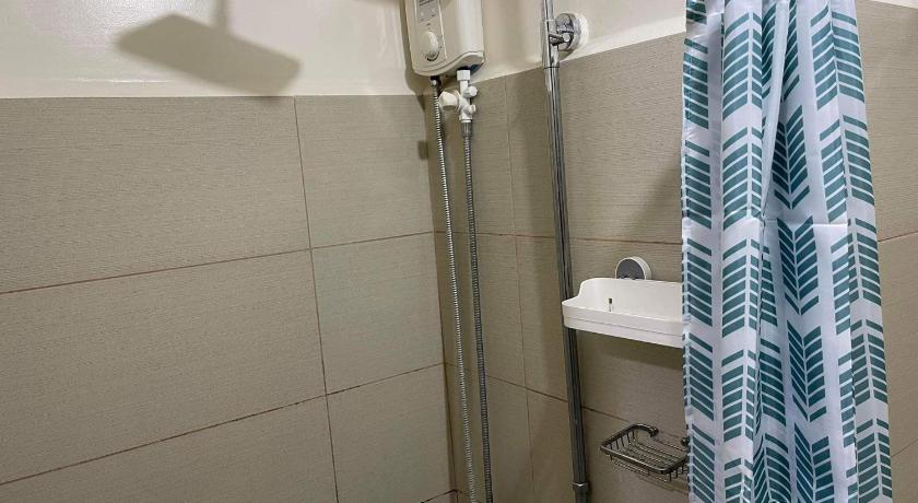Taft Ave Green Residences with wifi & Netflix photo