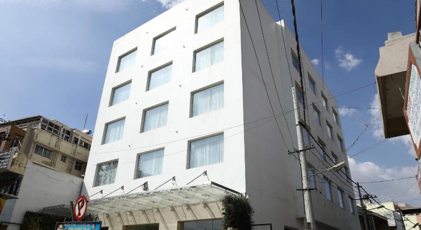 Y N HOTELS photo