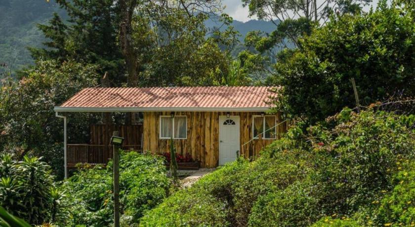 Cabana campestre cerca a Ecoparque El Salado, Envigado. photo