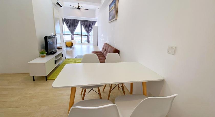 Image of Standard Studio 5
