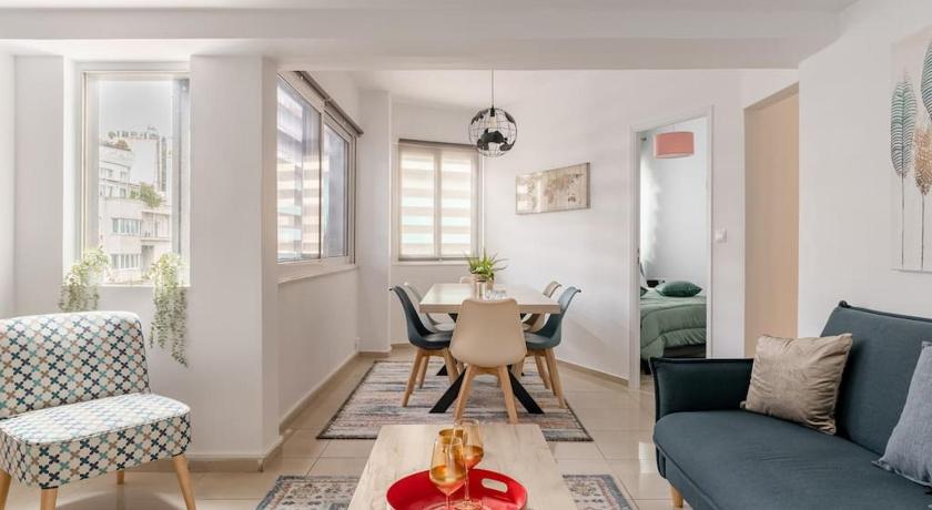 Brand New Bright modern 6bdr apt-1min to Acropolis