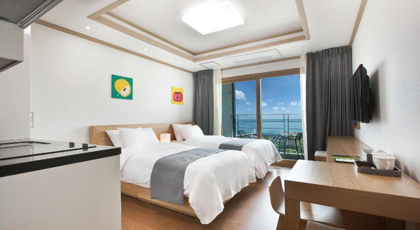 Image of Twin Room 4
