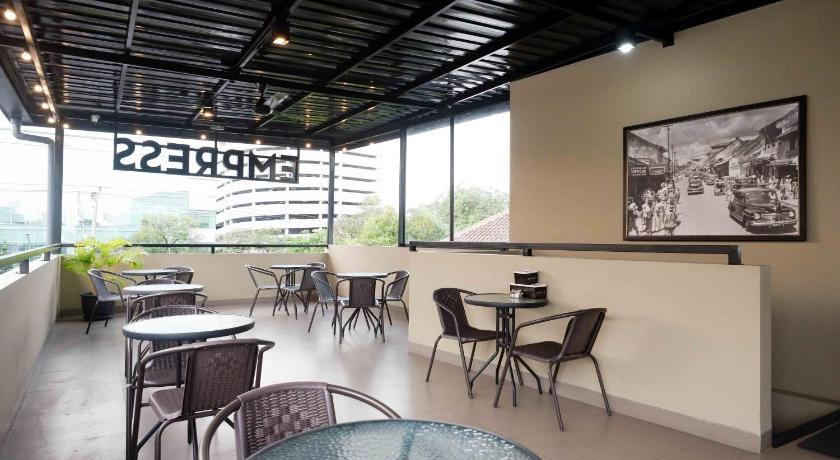 SANS Hotel Empress Simpang Lima – Semarang, ID
