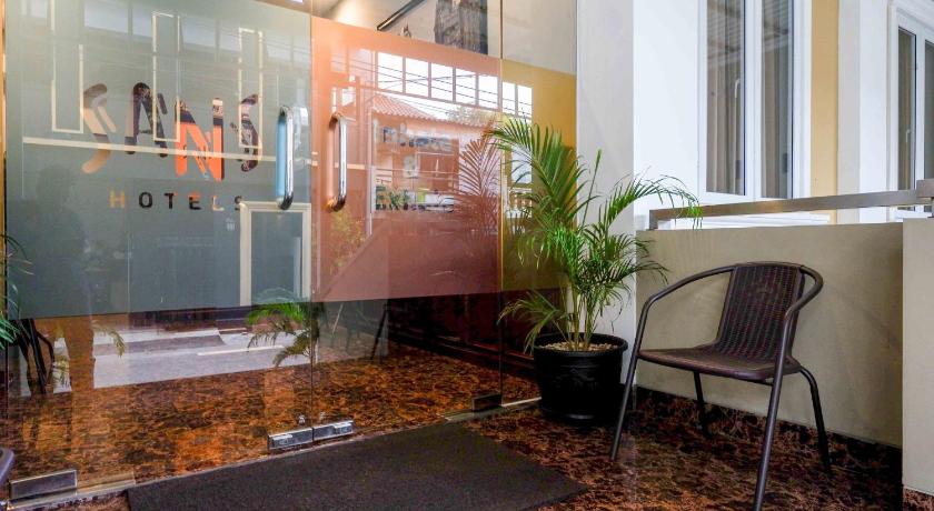 SANS Hotel Empress Simpang Lima - image 27
