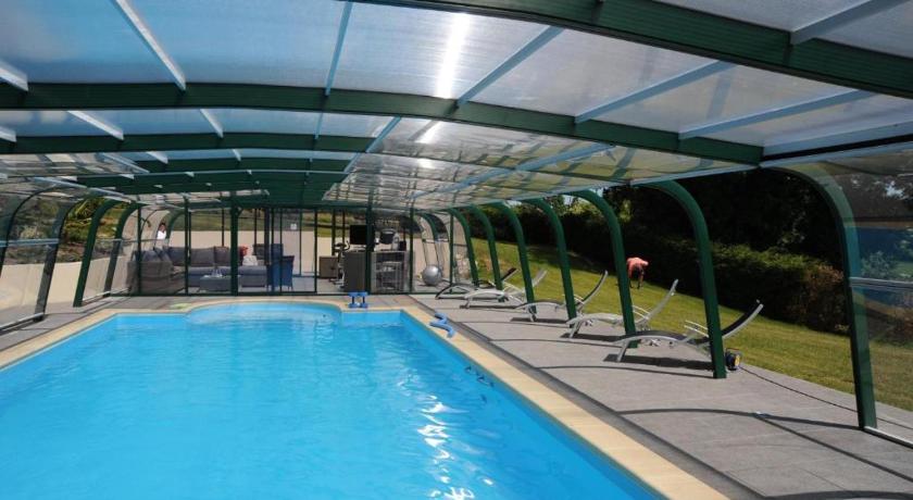 蓬莱韦克 Le Vieux Pressoir 3星级 酒店 大堂