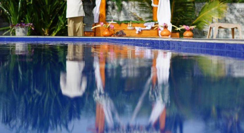 Aqua House Hotel Yala photo