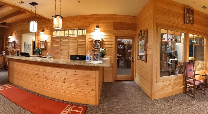 Lodge at Sandpoint photo