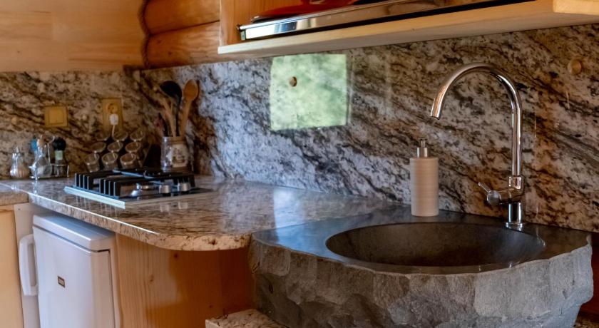 Unique chalet in Maramures nature fully equipped - image 8