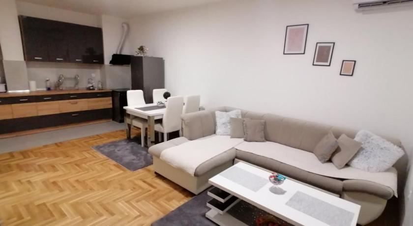 MM Vera Apartments photo
