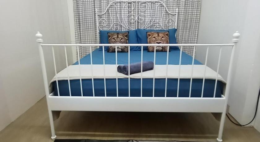 Minimalist Shop Stay @ Royal Town photo