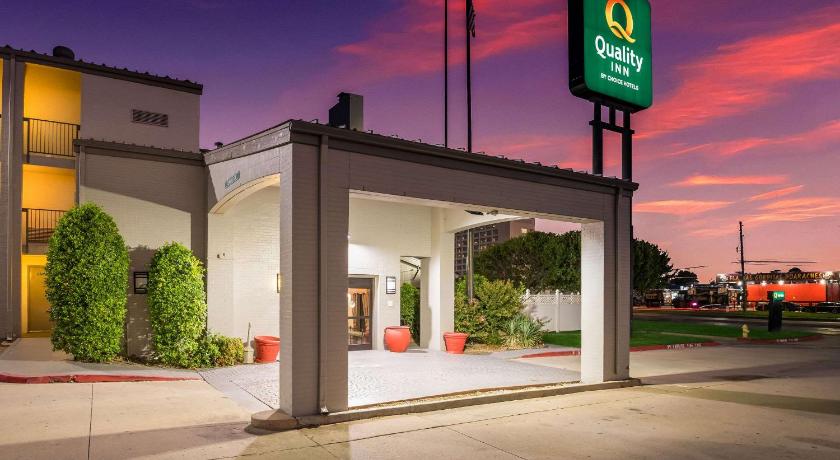 Quality Inn Tulsa Central photo