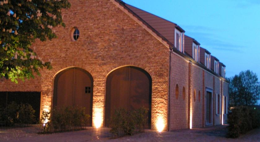 B&amp;B Fragaria — Hotel in Hoogstraten