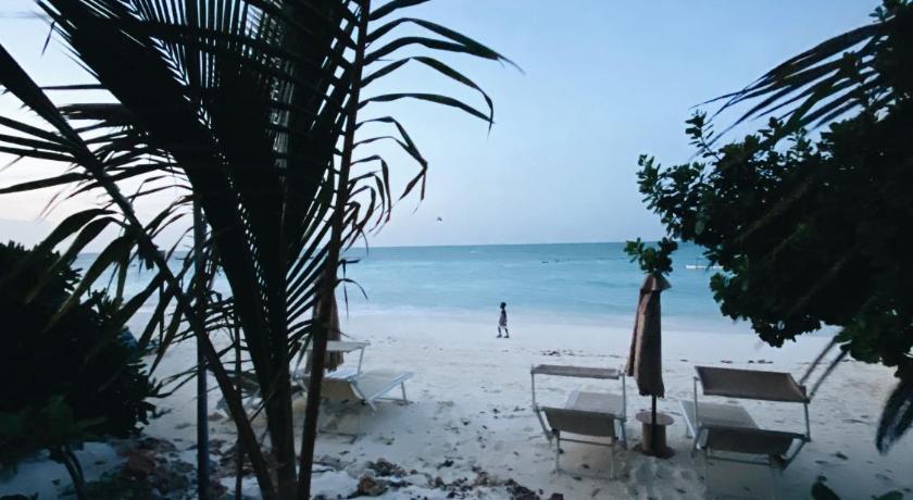 Crystal Beach Nungwi photo