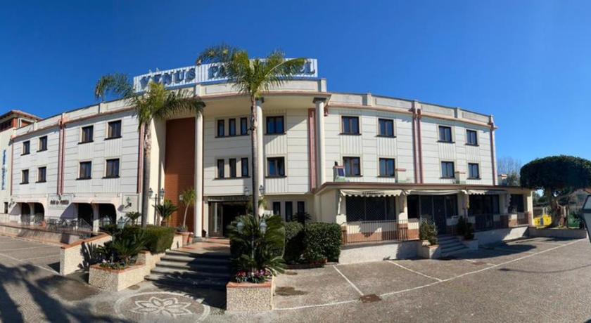 Venus Park Hotel photo