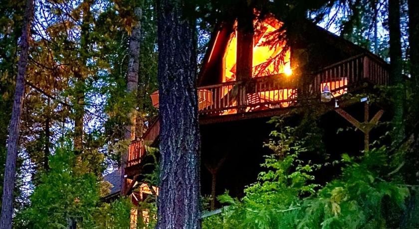 Beautiful CabinGated ParkPinecrest &amp; Dodge Ridge — Hotel in Long Barn