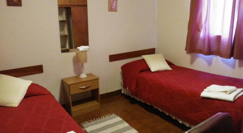 Image of Twin Room with Private External Bathroom 2