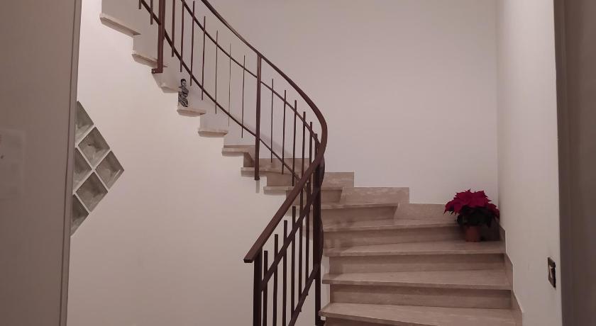Casa Latiini 1-2