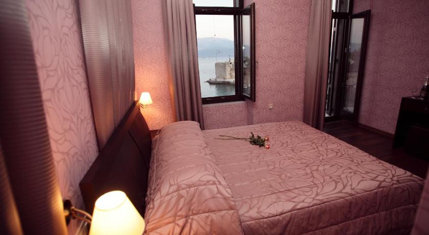 Double Room with Balcony and Sea View, Spon Boutique Hotel in Nafpaktos
