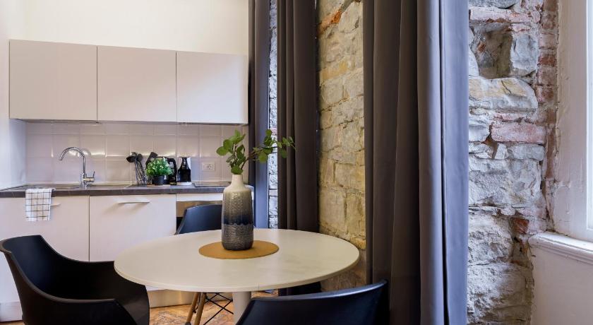 Romantic studio in the heart of Trieste - image 9