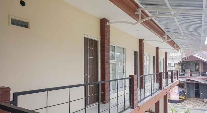 RedDoorz Syariah @ Raya Punten Batu – Bumiaji, MO
