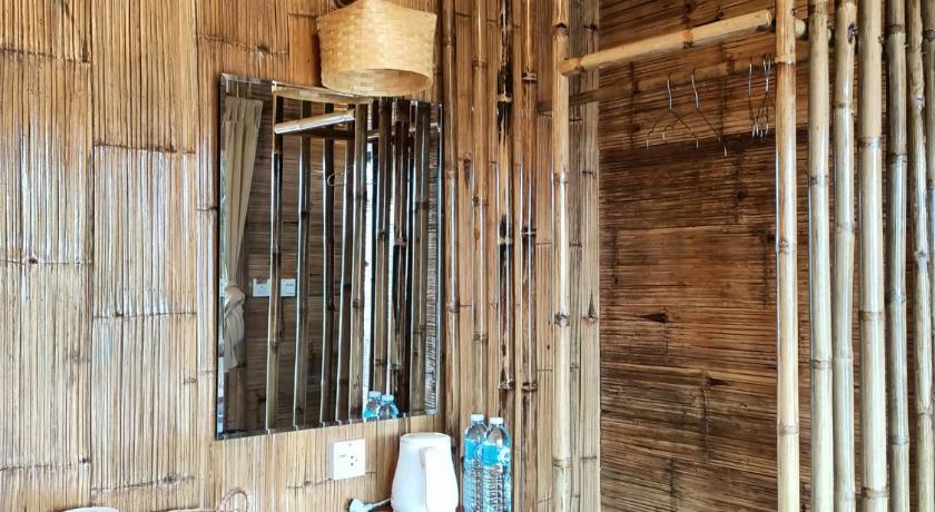 スリン สวนเกษตรรักษ์ไผ่ Bamboo Conservation Farm 3つ星 ホテル 眺望