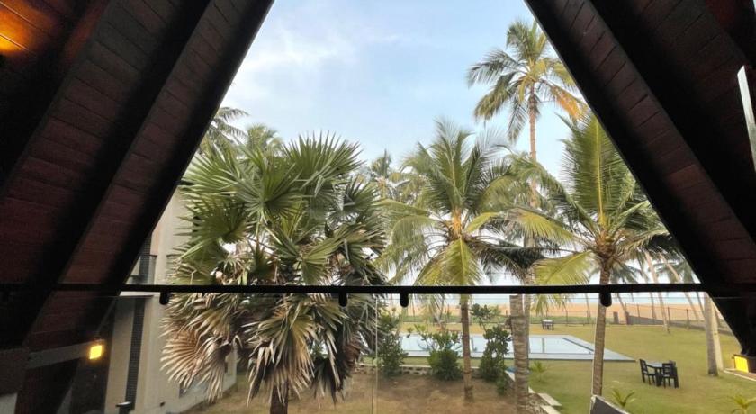 SOLUNA BEACH RESORT photo